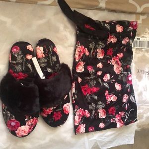 NWT Victoria’s Secret Satin feel Slippers with drawstring bag. Soft fur top.